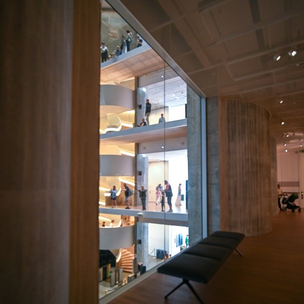 art collection app